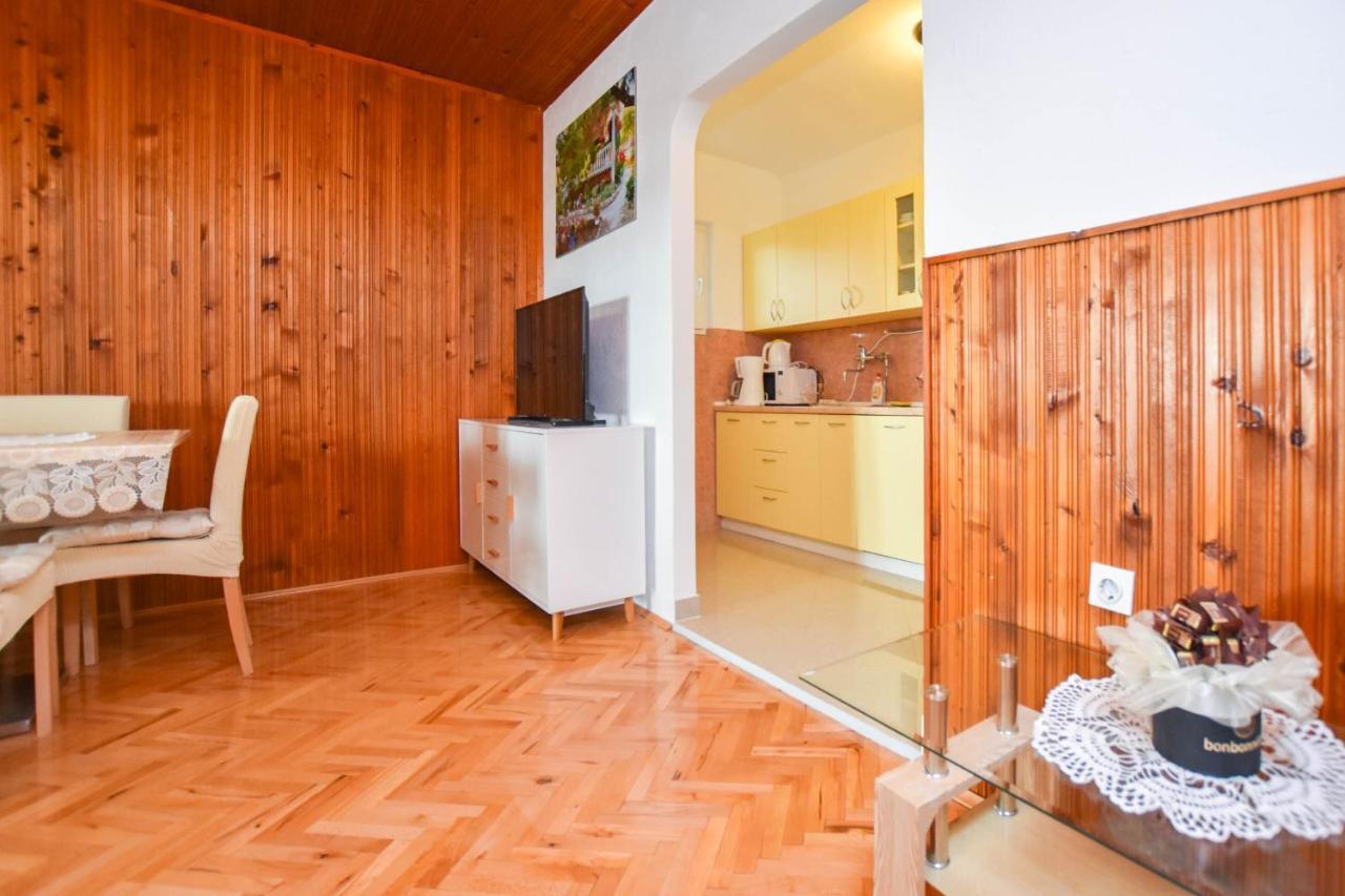 Apartments Dandelion 比奥格勒·纳·莫鲁 外观 照片